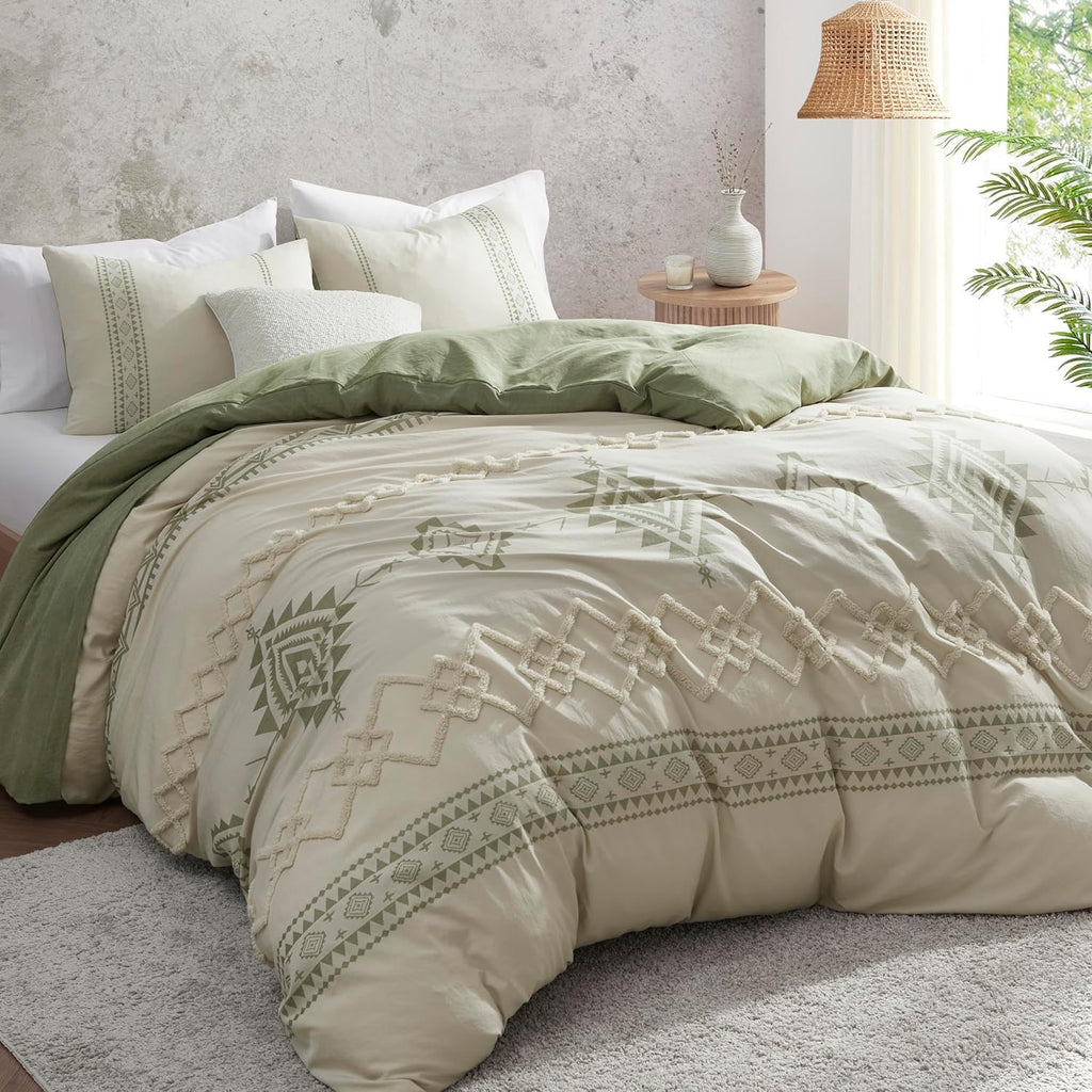Sage Geometric Tufted Duvet Cover Set
